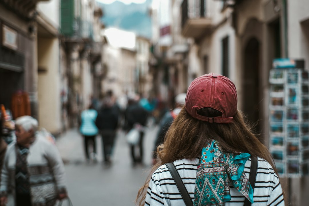 Budget Travel Tips for Canadians: Spend Less on Every Trip