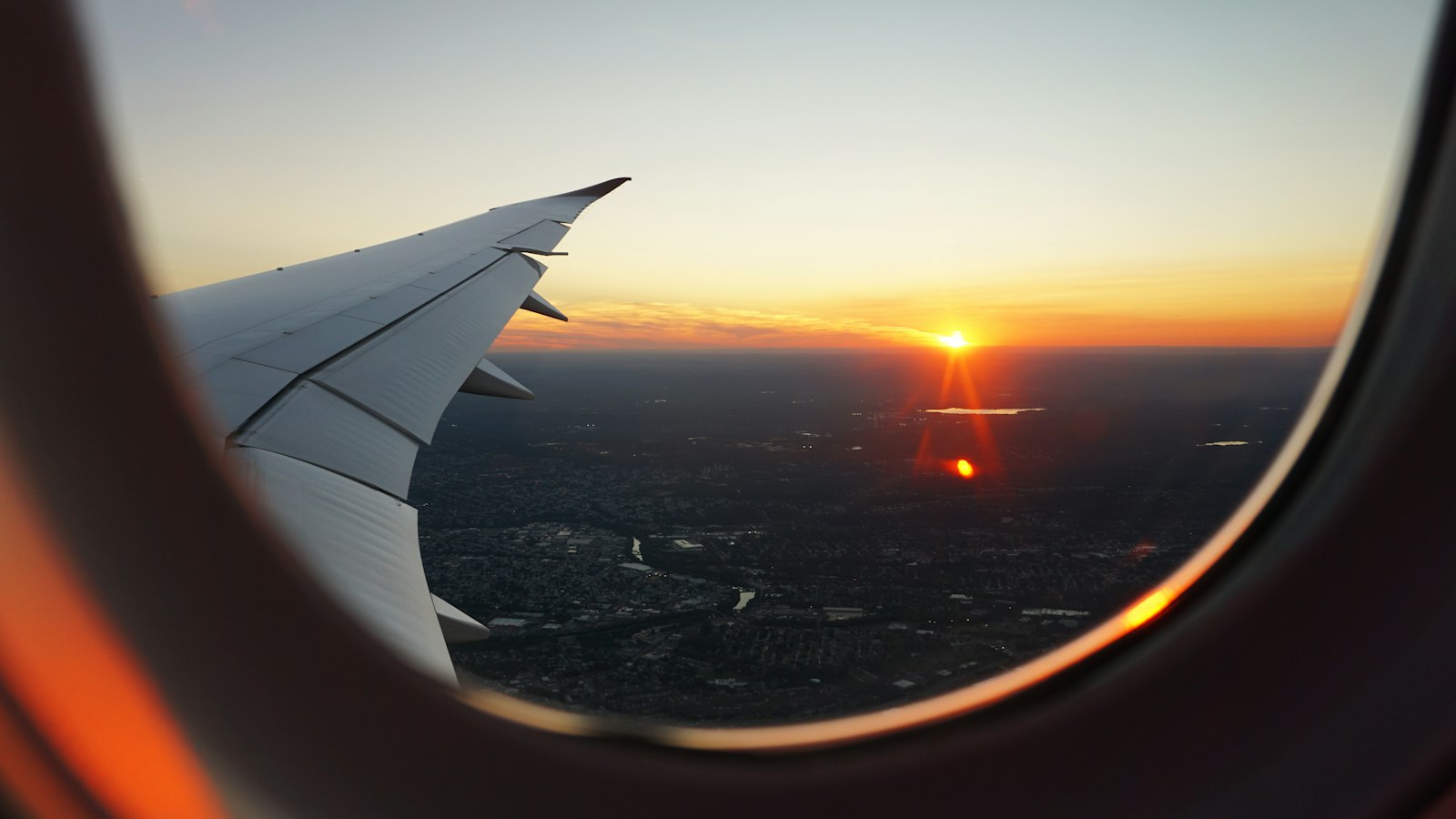 Flights from Canada to India: Routes, Airlines and Tips